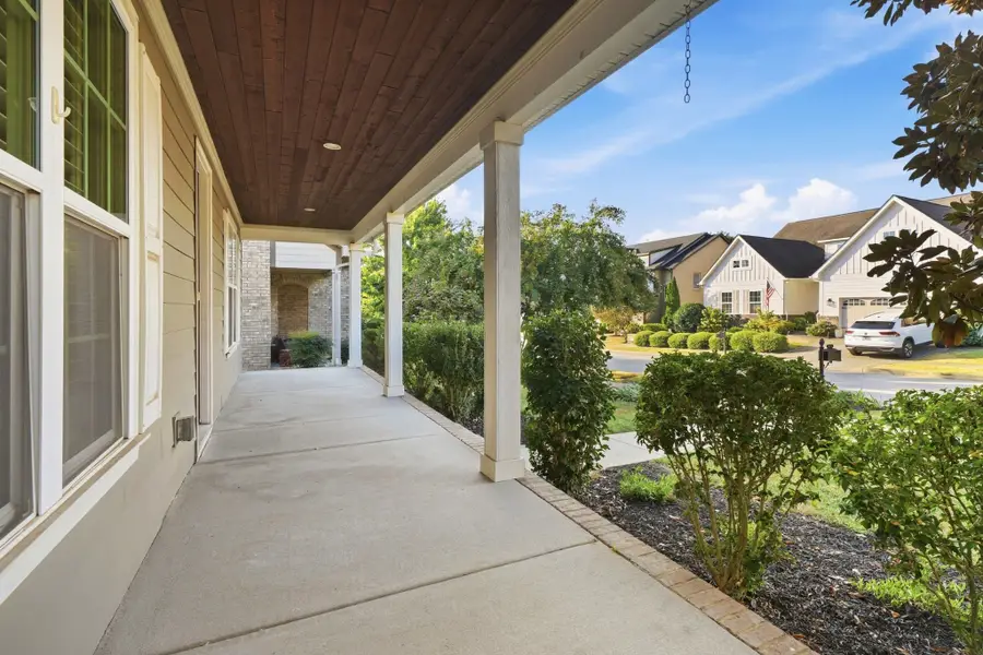2120 Chaucer Park Ln, Thompsons Station, TN 37179 - #2
