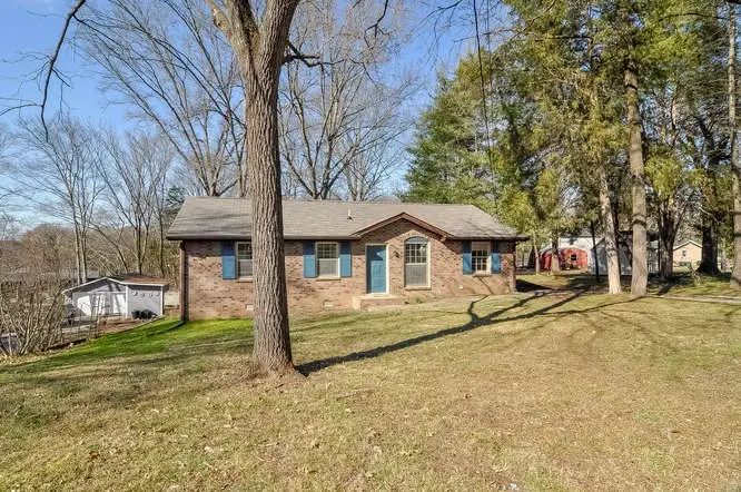 106 Sugar Tree Ln, Gallatin, TN 37066 - #3