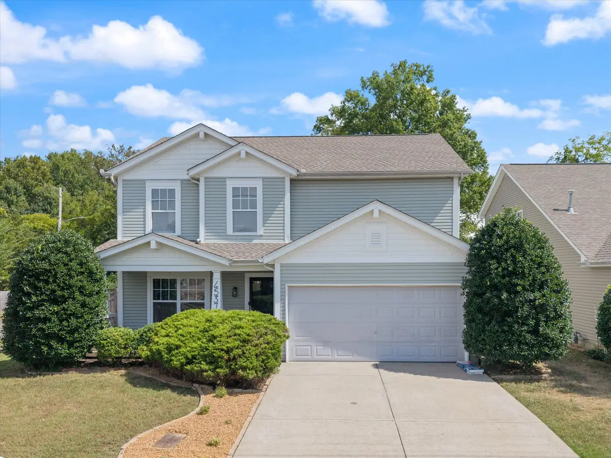 4537 Hawthorn Dr, Nashville, TN 37214 - #1