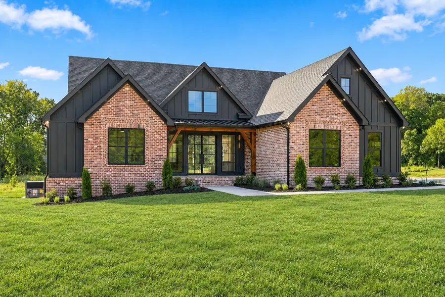 2264 Hogan Rd, Burns, TN 37029 - #2