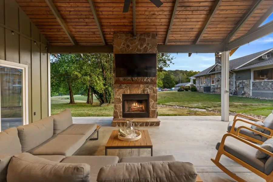 3709 Kellys Ferry Road, Chattanooga, TN 37419 - #3