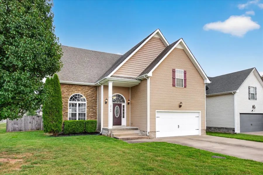 3749 Silver Fox Court, Clarksville, TN 37040 - #2