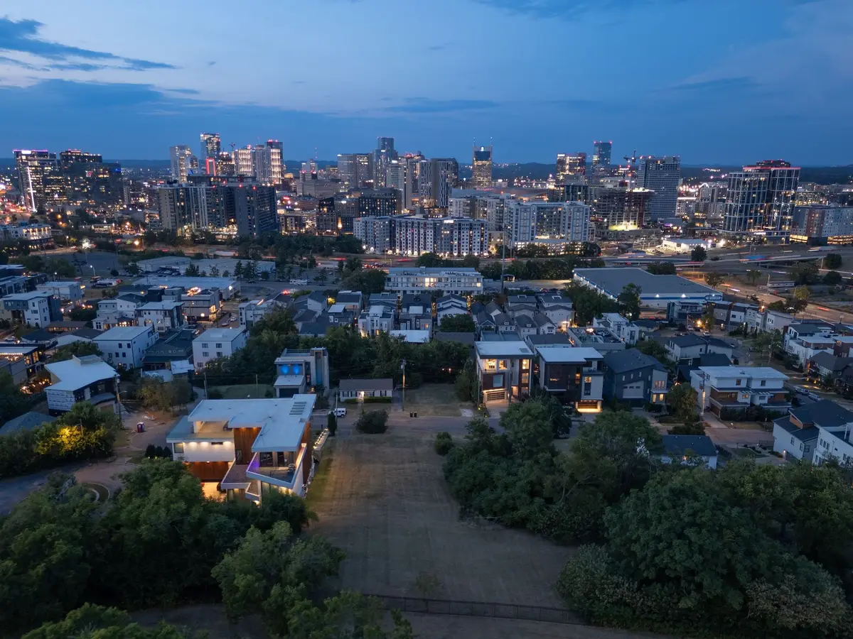 921 Archer St, Nashville, TN 37203 - #1