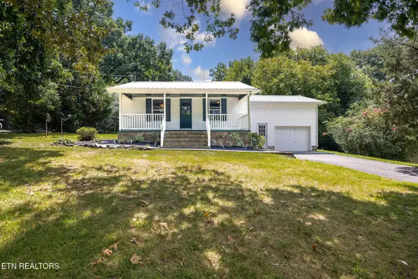 130 Oakland Ave, Lenoir City, TN 37771