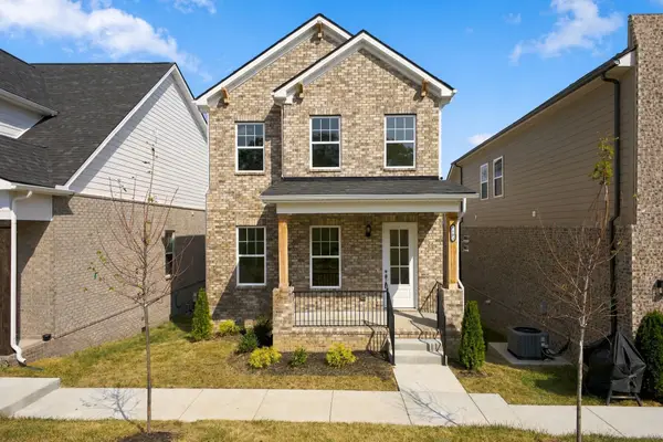 1103 Freeboard Aly, La Vergne, TN 37086