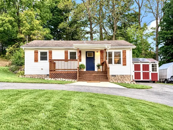 214 Hillside Ter, Hopkinsville, KY 42240