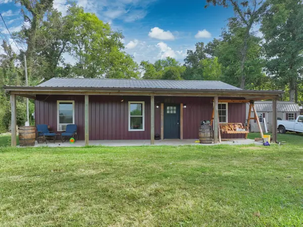 6646 Fisher Rd, Springfield, TN 37172