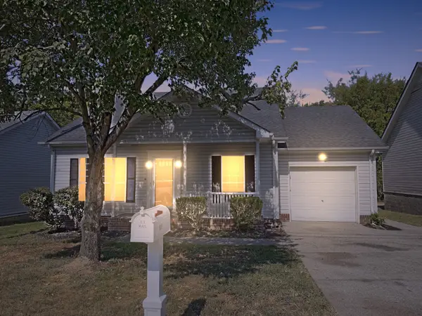 827 Neelys Chase Dr, Madison, TN 37115
