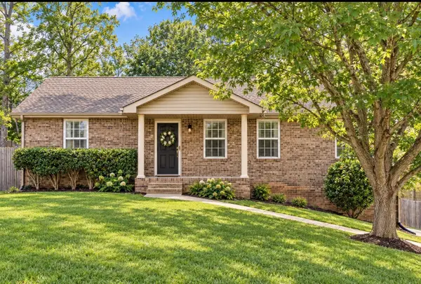 1252 Cottonwood Dr, Clarksville, TN 37040