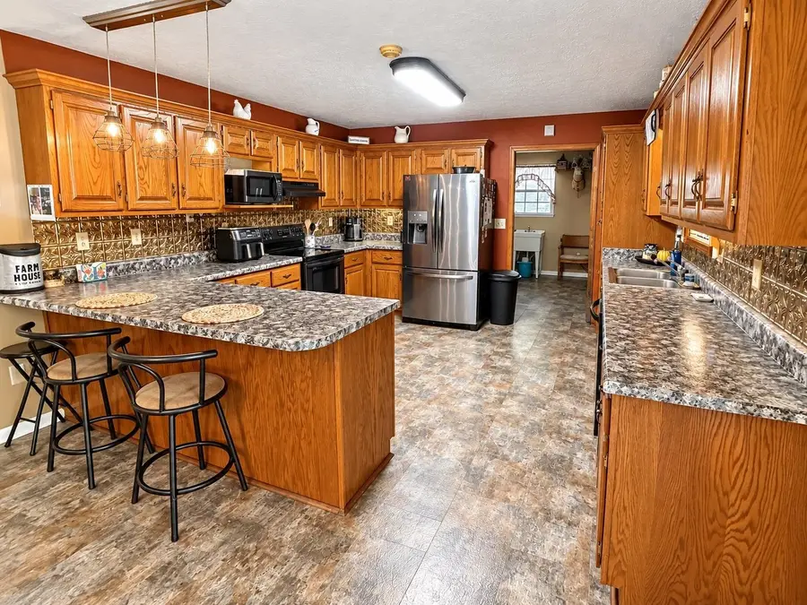 360 Jade Rd, Savannah, TN 38372 - #2
