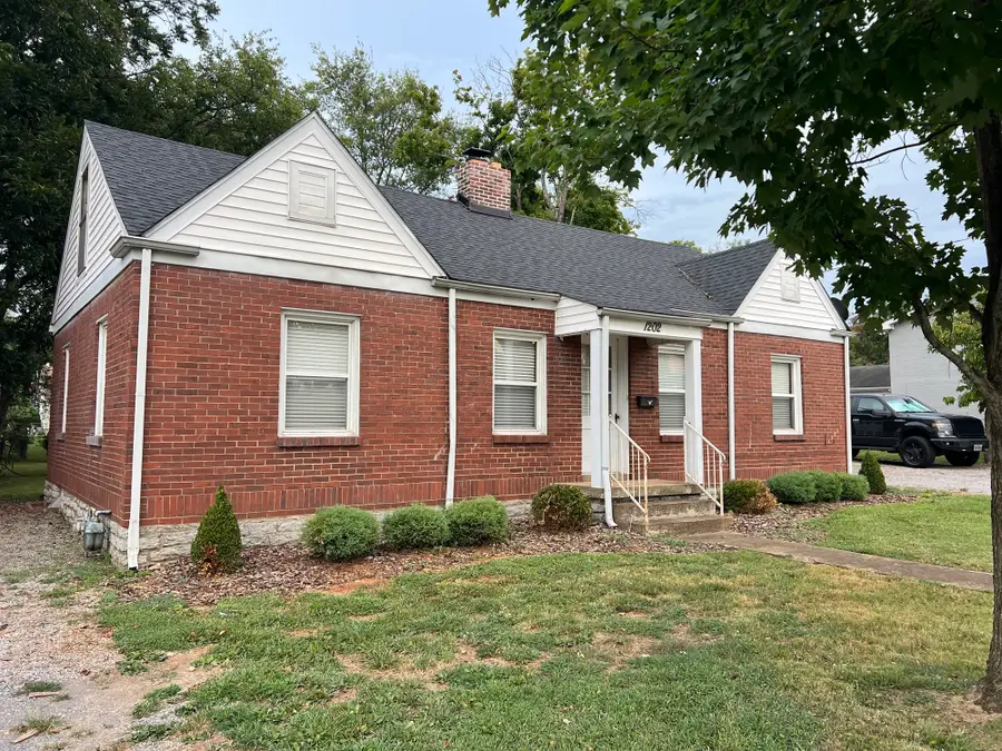 1202 N Maple St, Murfreesboro, TN 37130 - #2