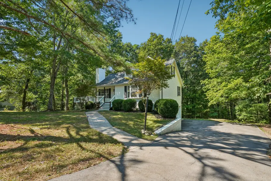 1041 Cross Country Dr, Kingston Springs, TN 37082 - #3