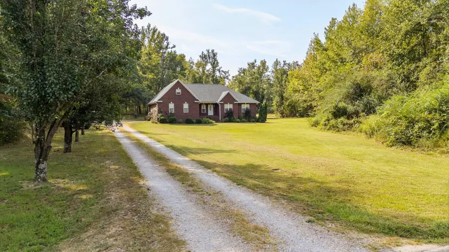 275 Branch Estate Ln, Savannah, TN 38372 - #2