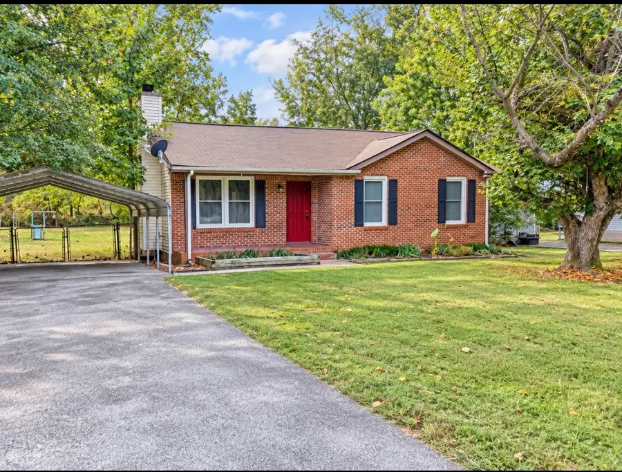 3446 Arvin Dr, Clarksville, TN 37042 - #2