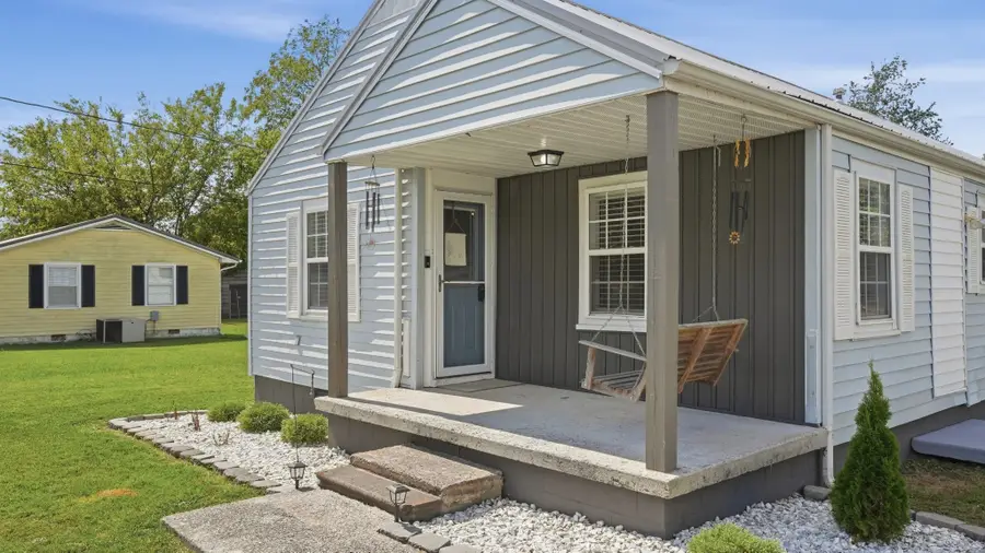 271 Hunt St, Manchester, TN 37355 - #3