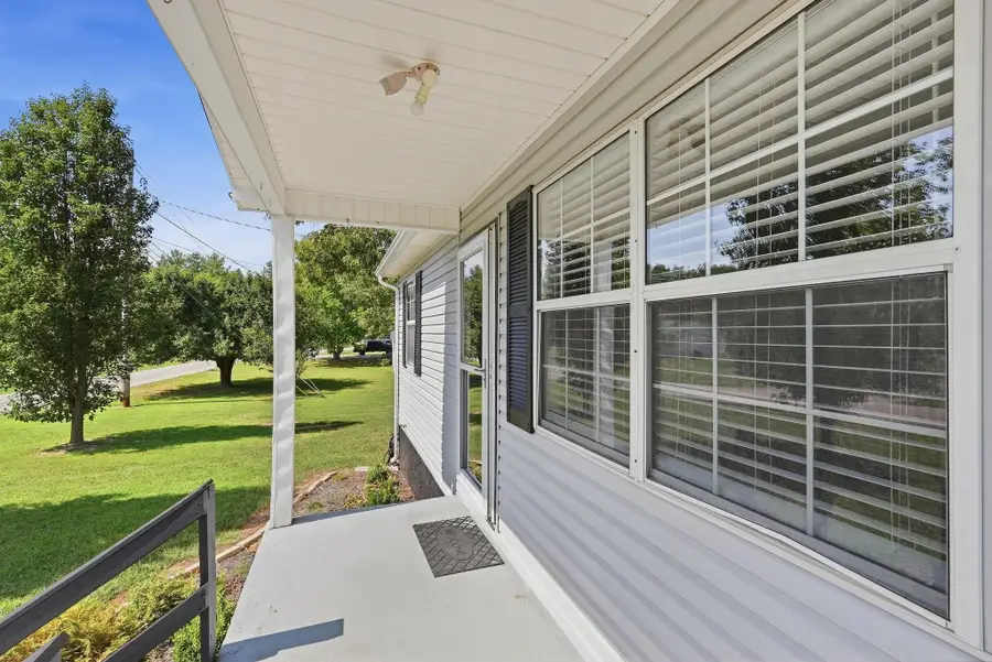240 Phillips St, Cookeville, TN 38506 - #3