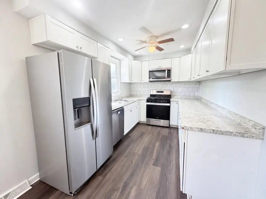 402 Jordan Rd, Clarksville, TN 37042 - #2