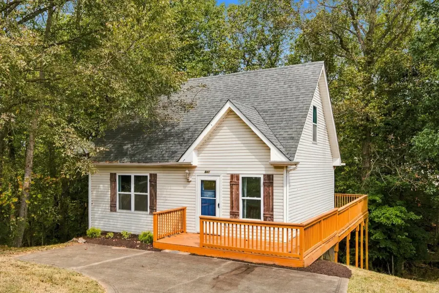 941 Applegrove Cir, Clarksville, TN 37040 - #2