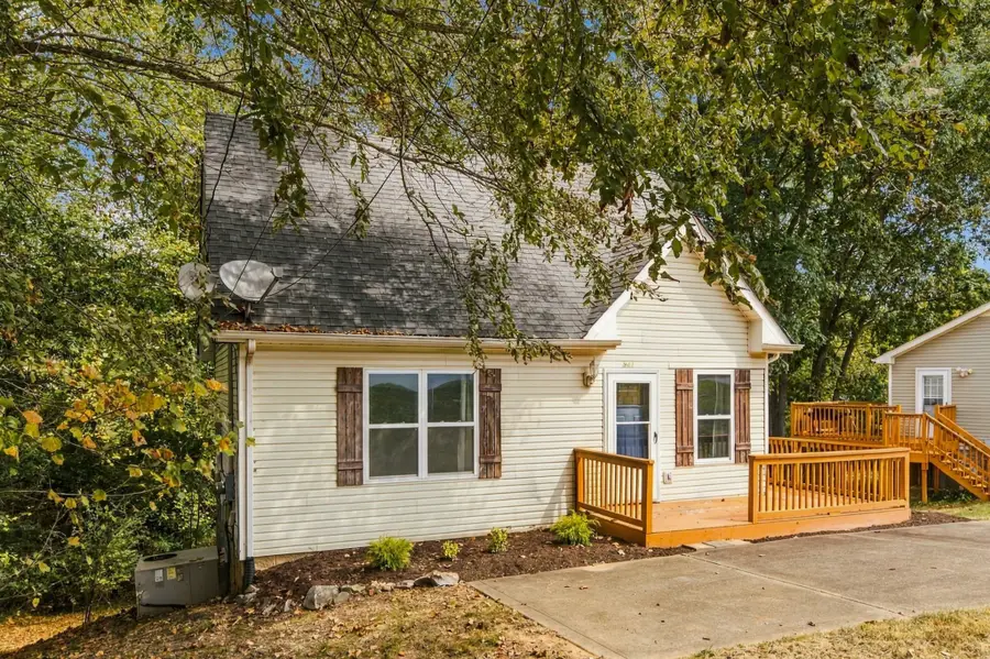 941 Applegrove Cir, Clarksville, TN 37040 - #3