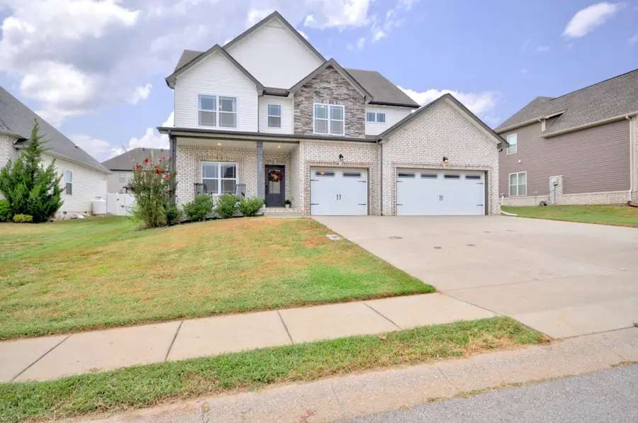 300 Bluebriar Trce, Clarksville, TN 37043 - #2