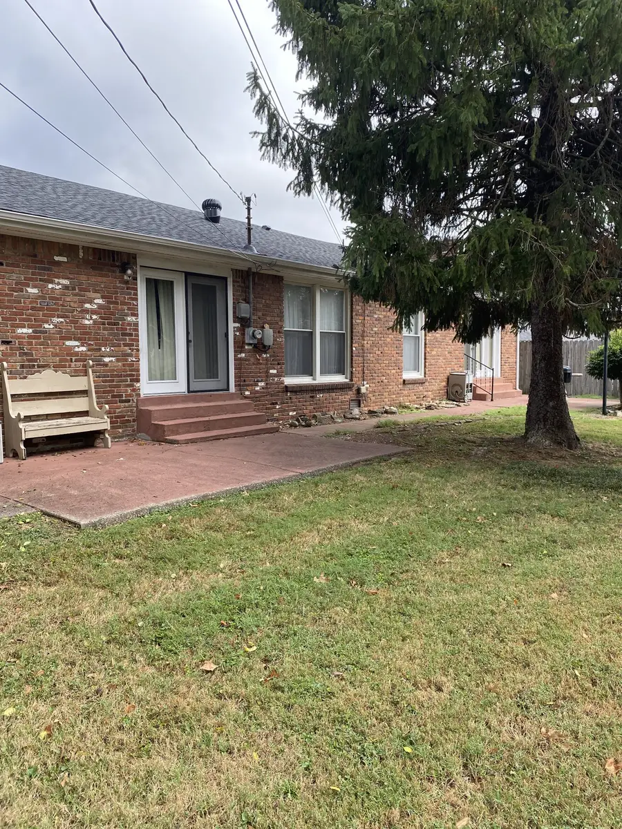 2136 Harvill Dr, Clarksville, TN 37043 - #3