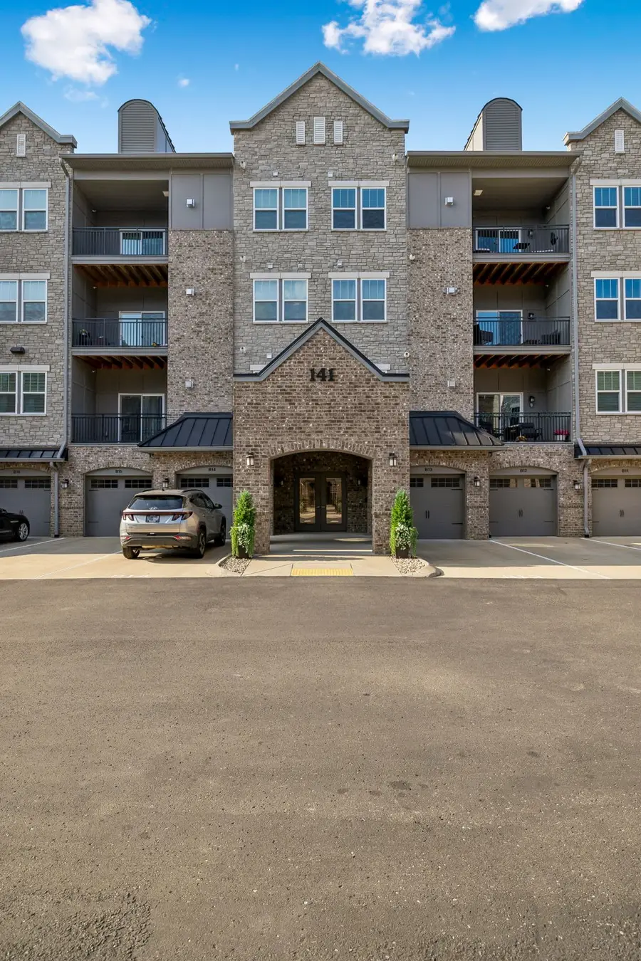 141 Saundersville Rd #2204, Hendersonville, TN 37075 - #2