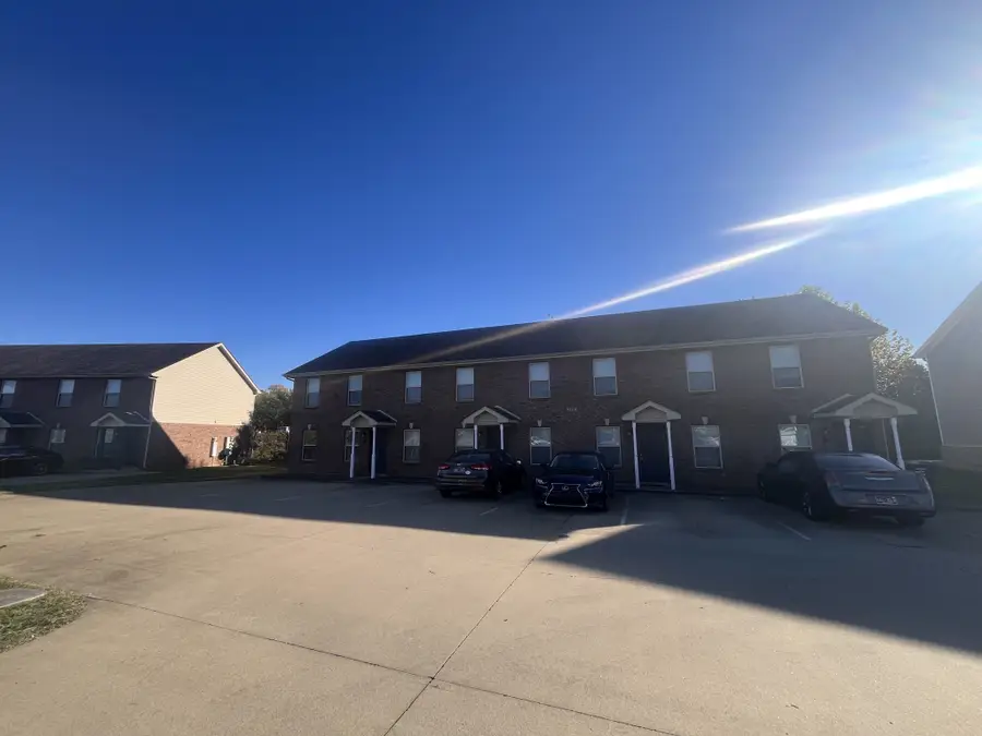 1717 Manning Dr, Clarksville, TN 37042 - #3