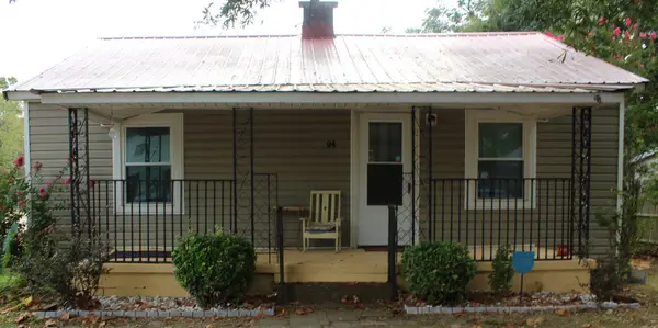 94 Holly St, Jackson, TN 38301