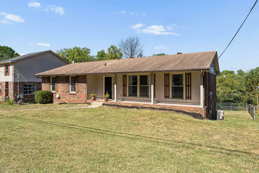 1245 N Graycroft Ave, Madison, TN 37115 - #2