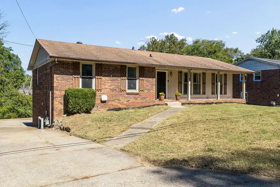 1245 N Graycroft Ave, Madison, TN 37115 - #3