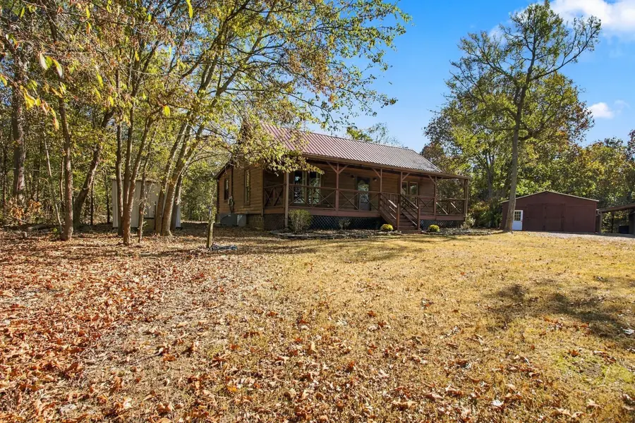 3561 Tobe Robertson Rd, Columbia, TN 38401 - #2