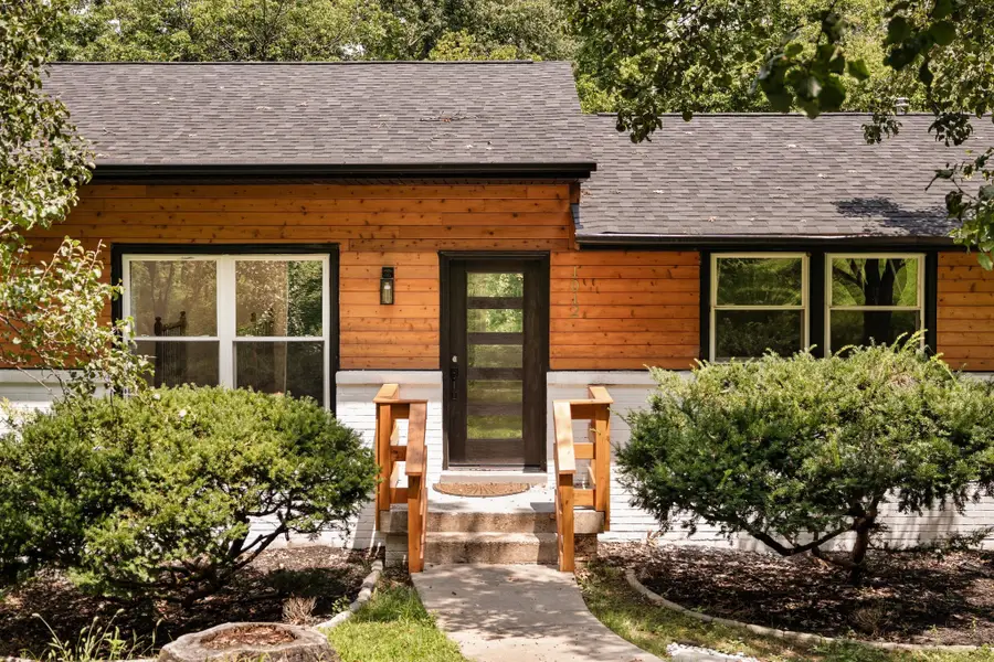 1012 Rodney Dr, Nashville, TN 37205 - #2
