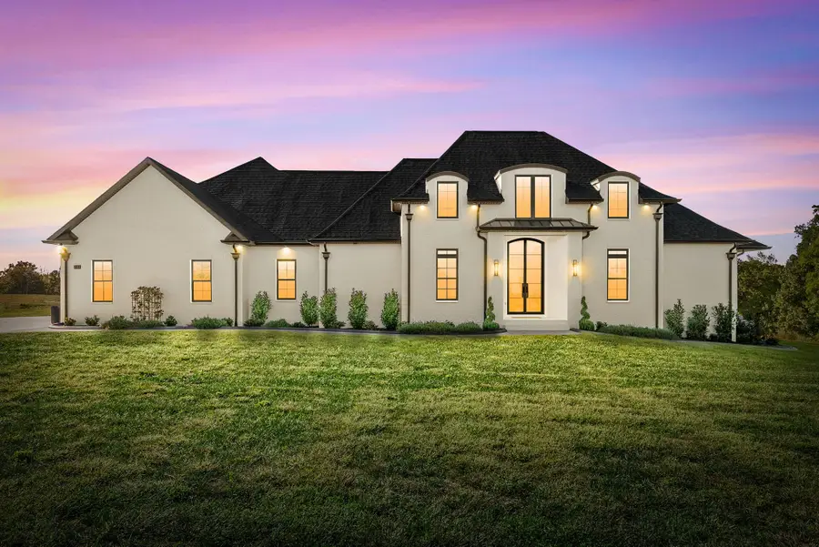 1914 Hickory Point Rd, Clarksville, TN 37043 - #2