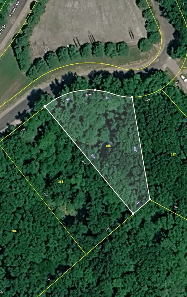 286 Tennis Center Dr, Smithville, TN 37166