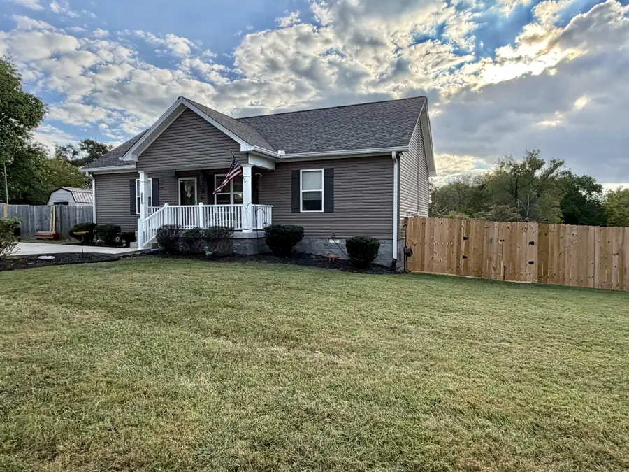 2122 Webster St, Greenbrier, TN 37073 - #3