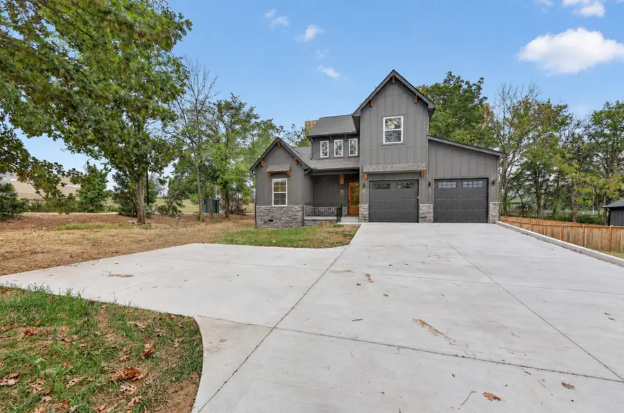 1104 S Graycroft Ave, Madison, TN 37115 - #2