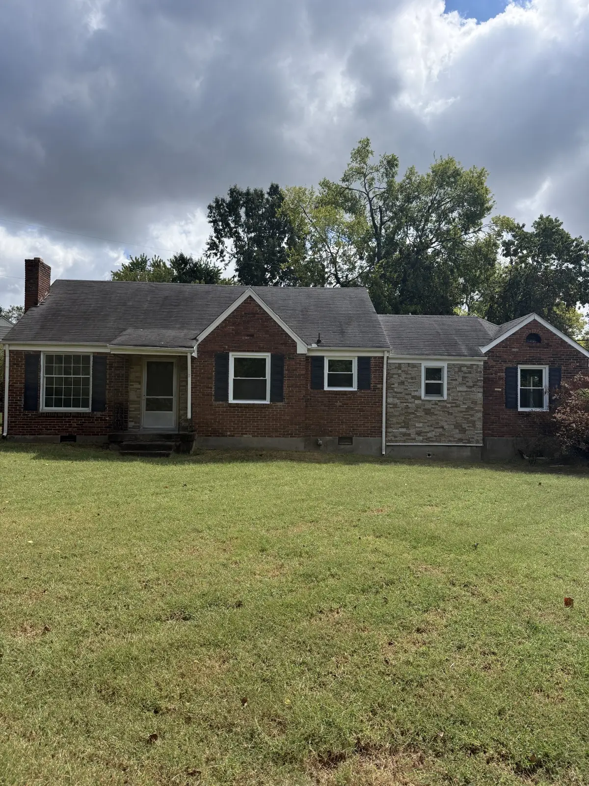 215 Dellrose Dr, Nashville, TN 37214 - #1
