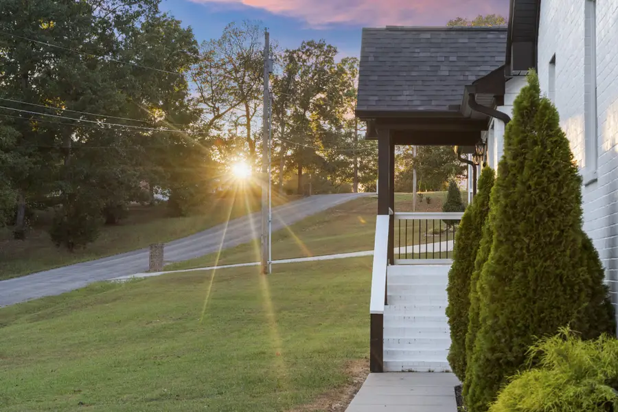10029 Charleston Dr, Lyles, TN 37098 - #2