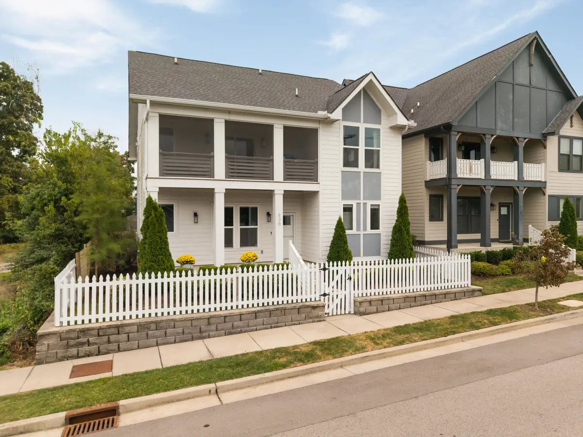 630 Croley Dr, Nashville, TN 37209 - #1
