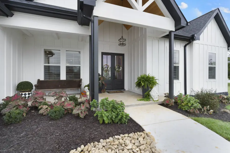 93 Windjammer Ct, Winchester, TN 37398 - #2