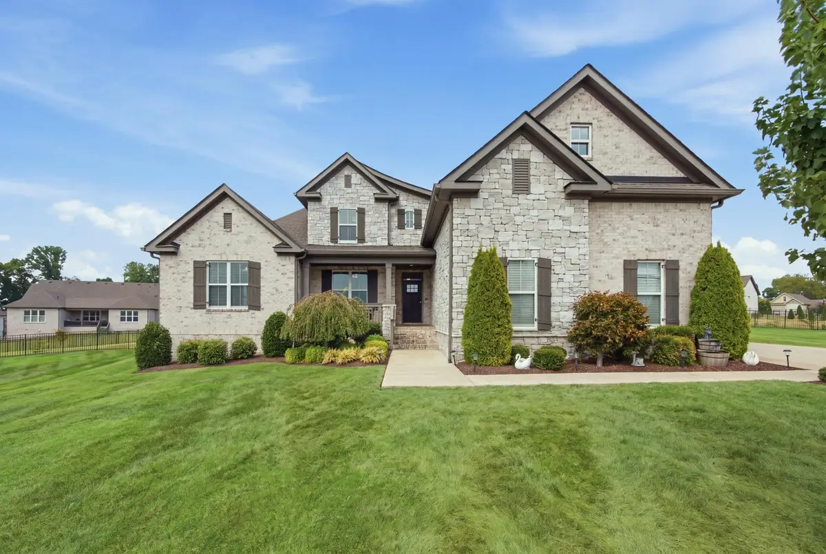 4009 Blackbird Ct, Spring Hill, TN 37174 - #1