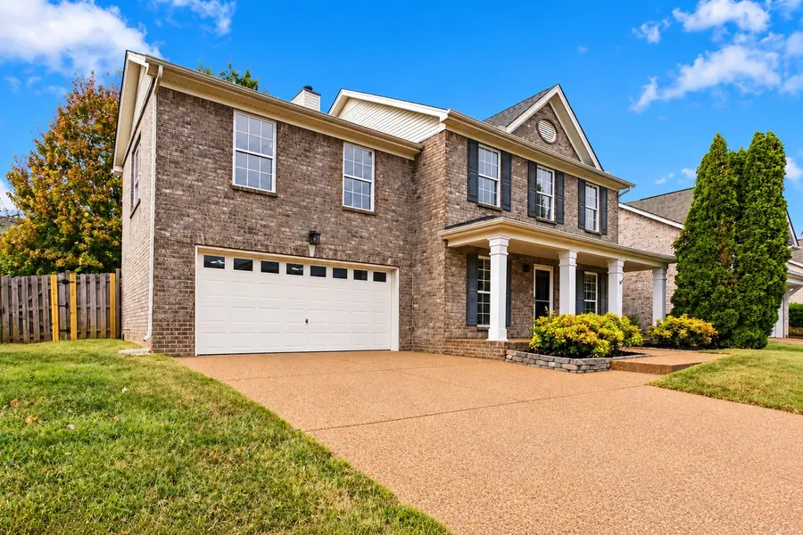 1006 Tanyard Springs Dr, Spring Hill, TN 37174 - #2