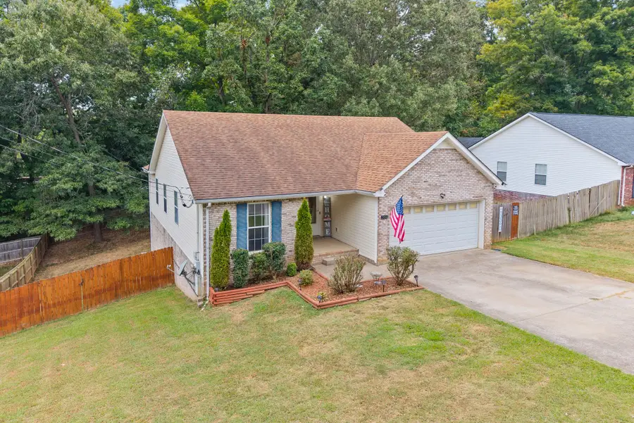 358 Andrew Dr, Clarksville, TN 37042 - #2