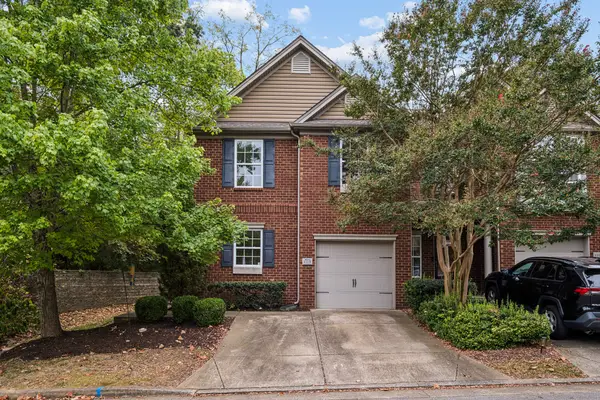 1115 Thorncrest Rd, Nashville, TN 37211