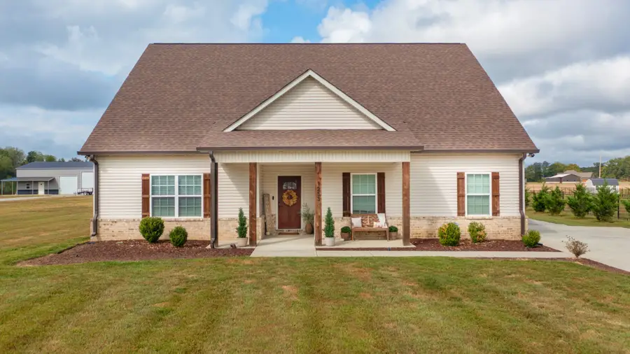1253 Norton Rd, Manchester, TN 37355 - #2