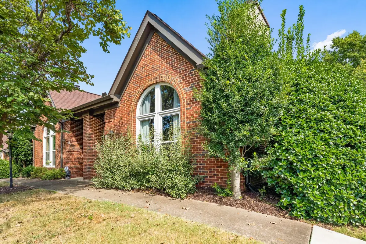 100 Highland Villa Dr, Nashville, TN 37211 - #1