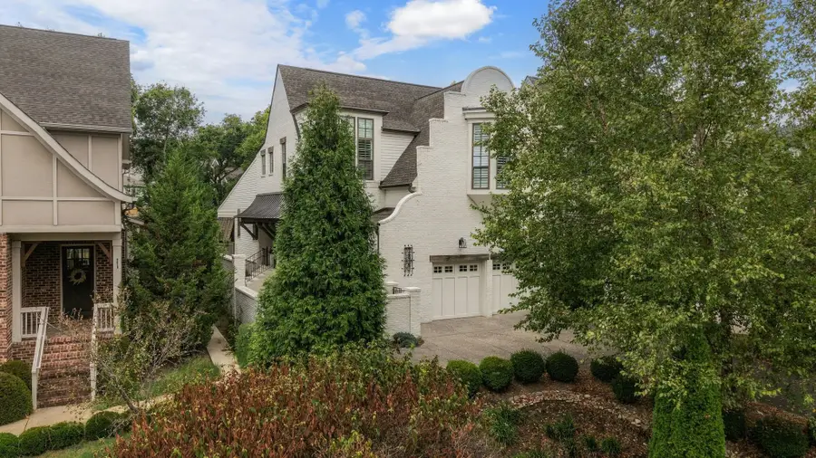 2030 Castleman Dr, Nashville, TN 37215 - #2