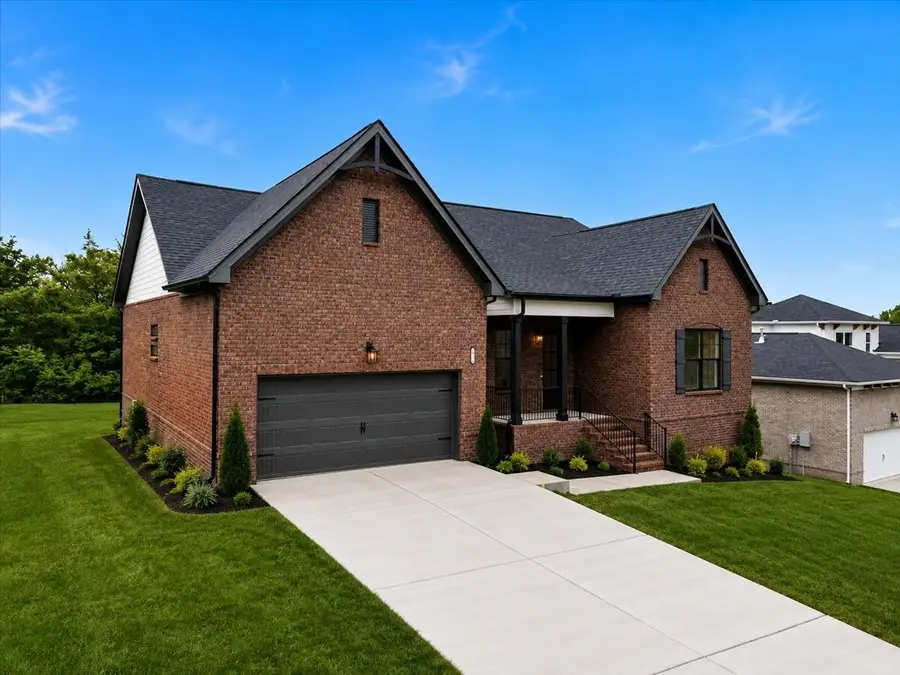 201 Sydney Dr, Goodlettsville, TN 37072 - #2