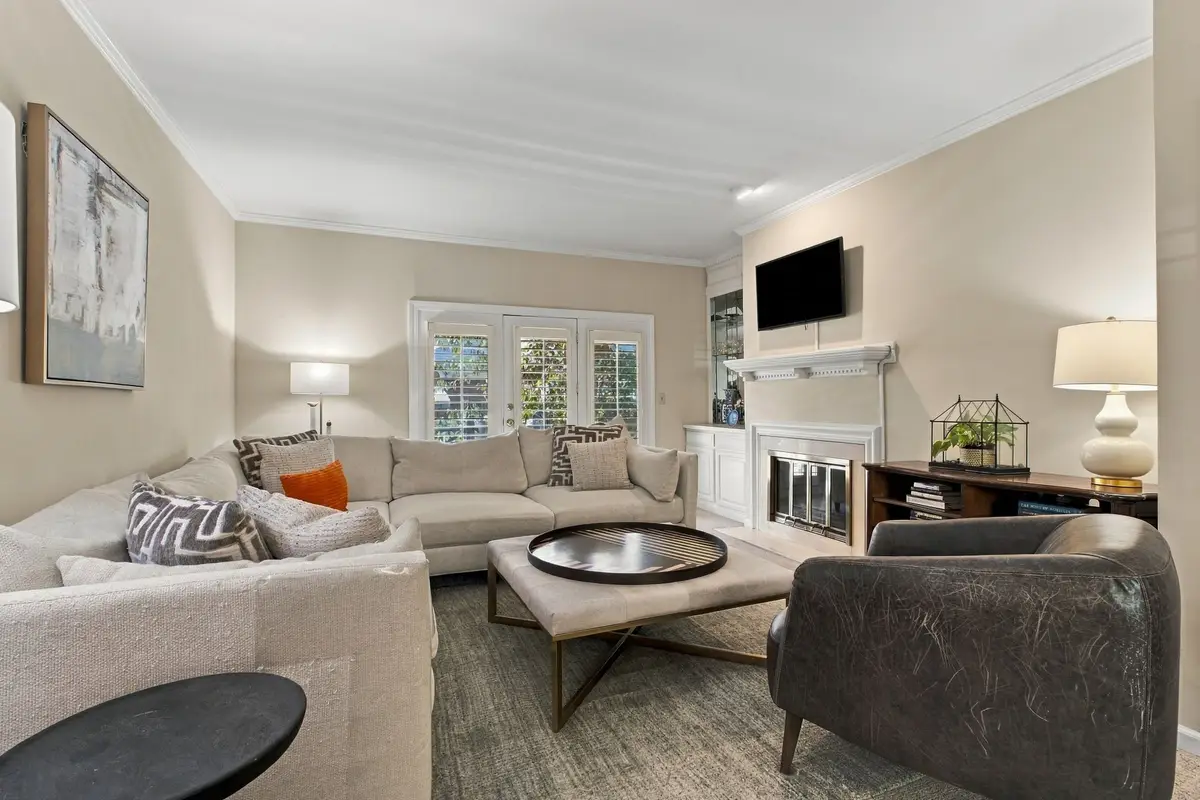 248 Westchase Dr, Nashville, TN 37205 - #1
