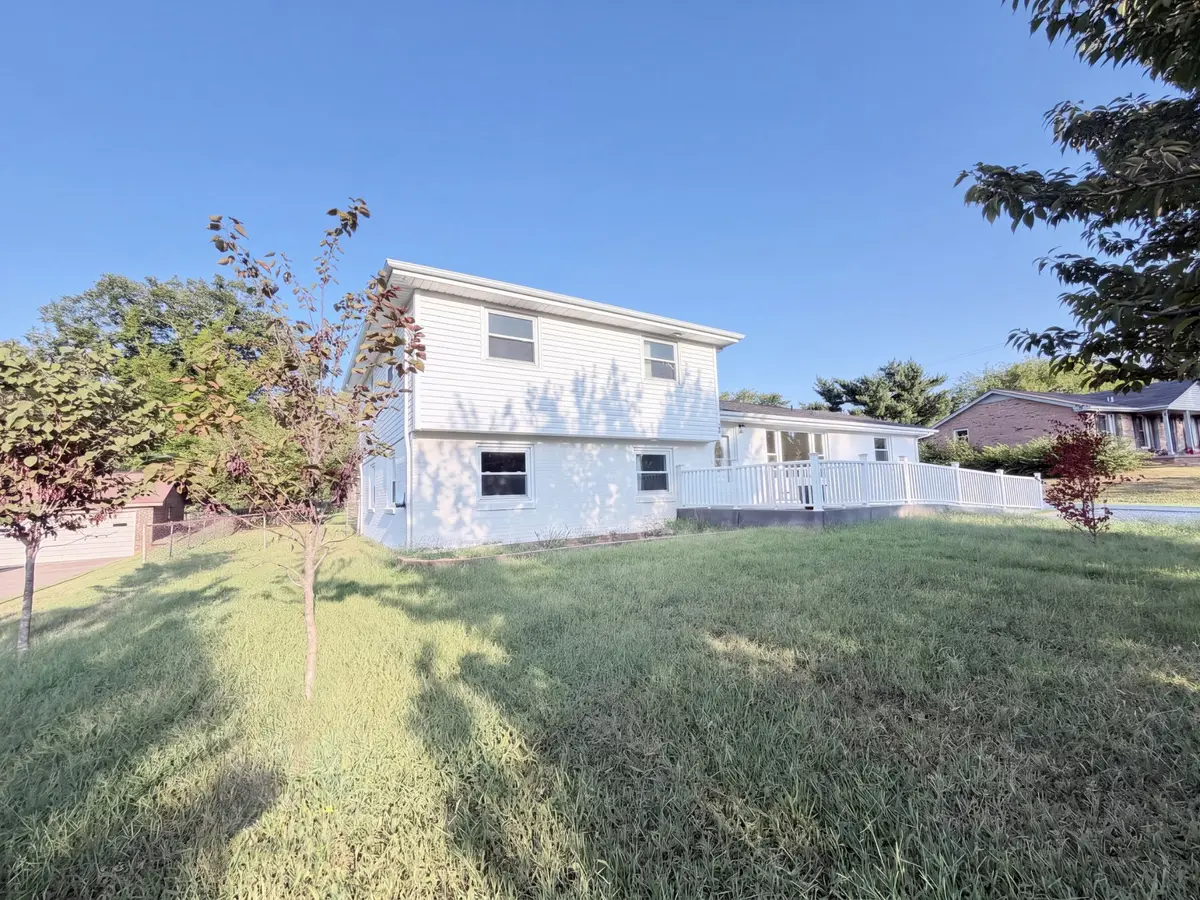 328 Kimbrough Rd, Clarksville, TN 37043 - #1